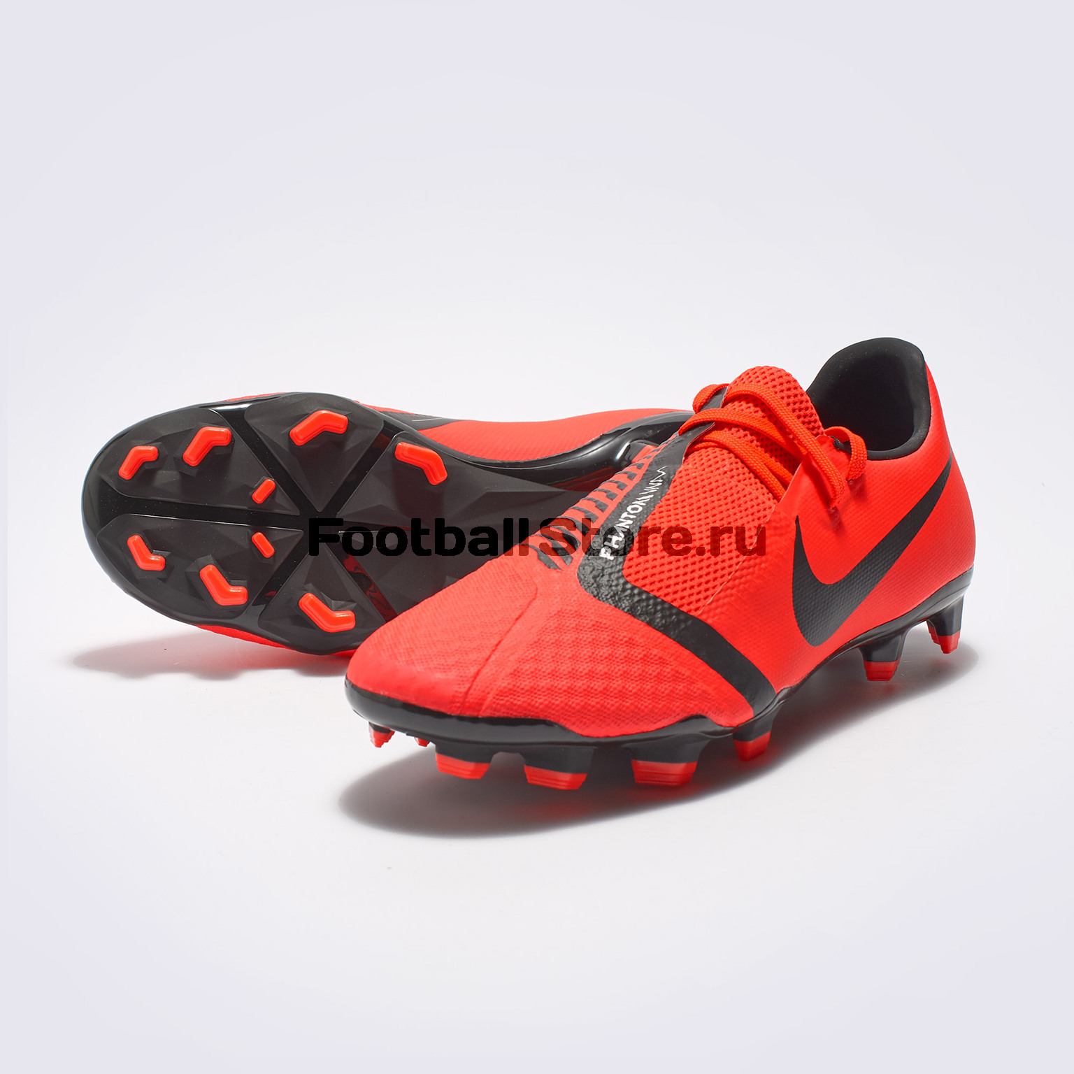 Бутсы Nike Phantom Venom Academy FG AO0566-600