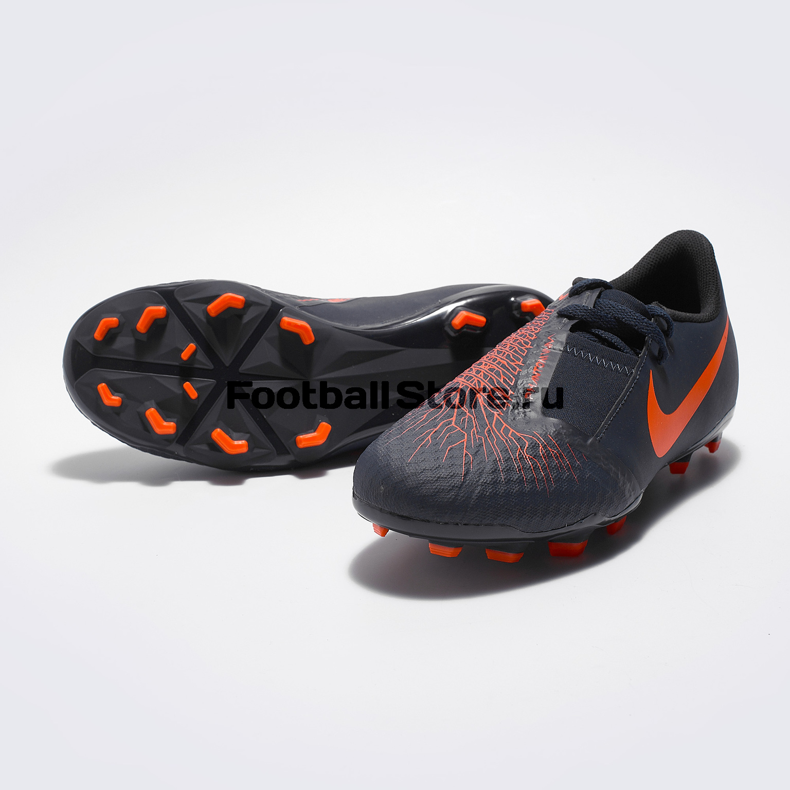 Бутсы детские Nike Phantom Venom Academy FG AO0362-440