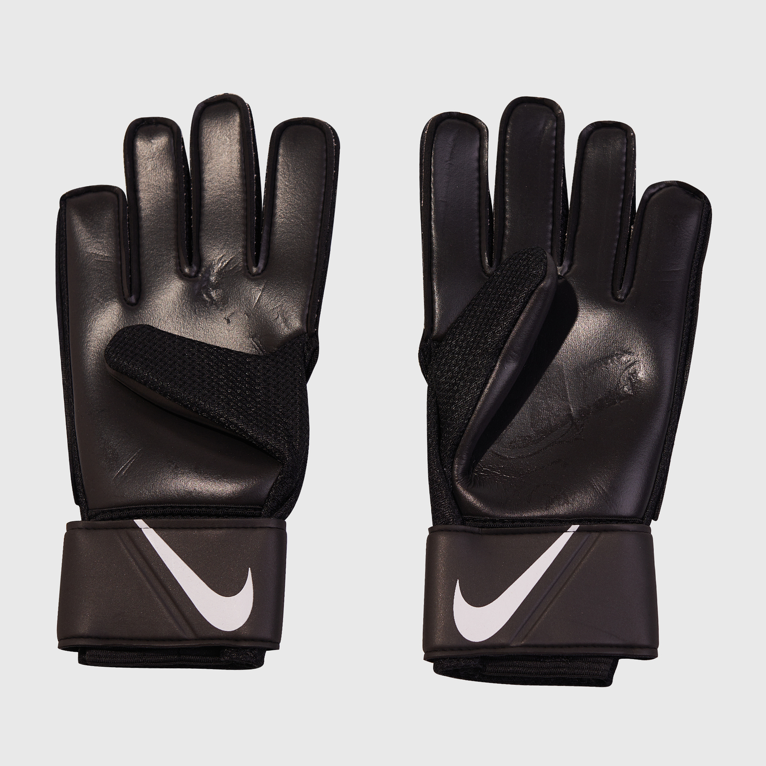 Перчатки вратарские Nike Match CQ7799-010