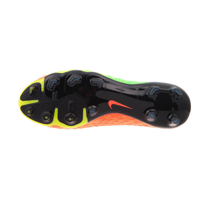 Бутсы Nike Hypervenom Phantom III FG 852567-308