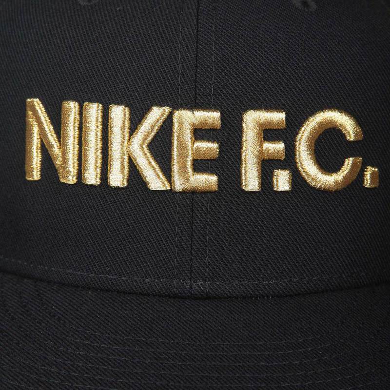 Бейсболка Nike F.C. True Classic 728922-011 