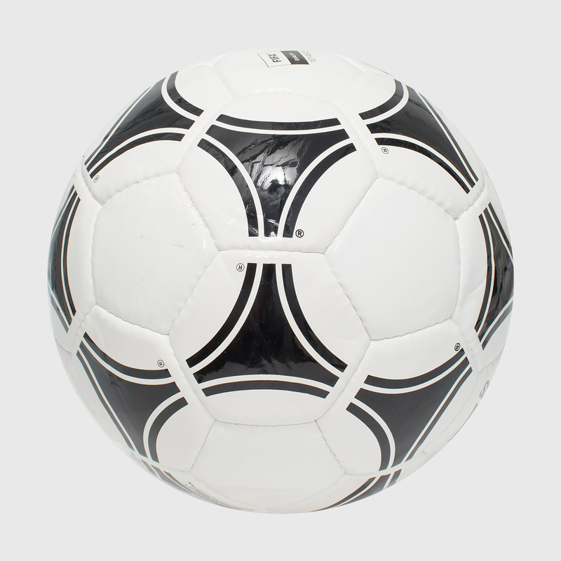 Фубольный мяч Adidas Tango R 656927