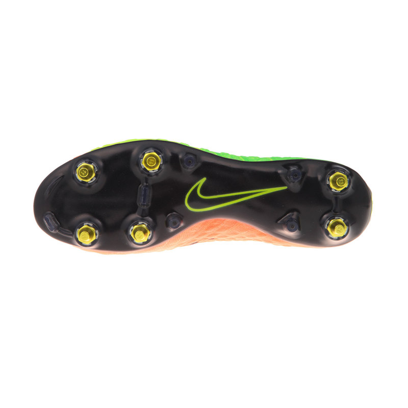 Бутсы Nike Hypervenom Phantom 3 SG Pro 889285-303 
