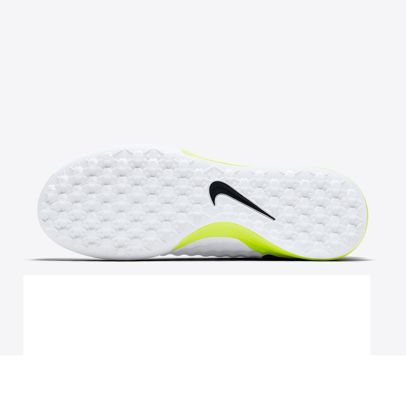 Шиповки Nike MagistaX Finale II TF 844446-107