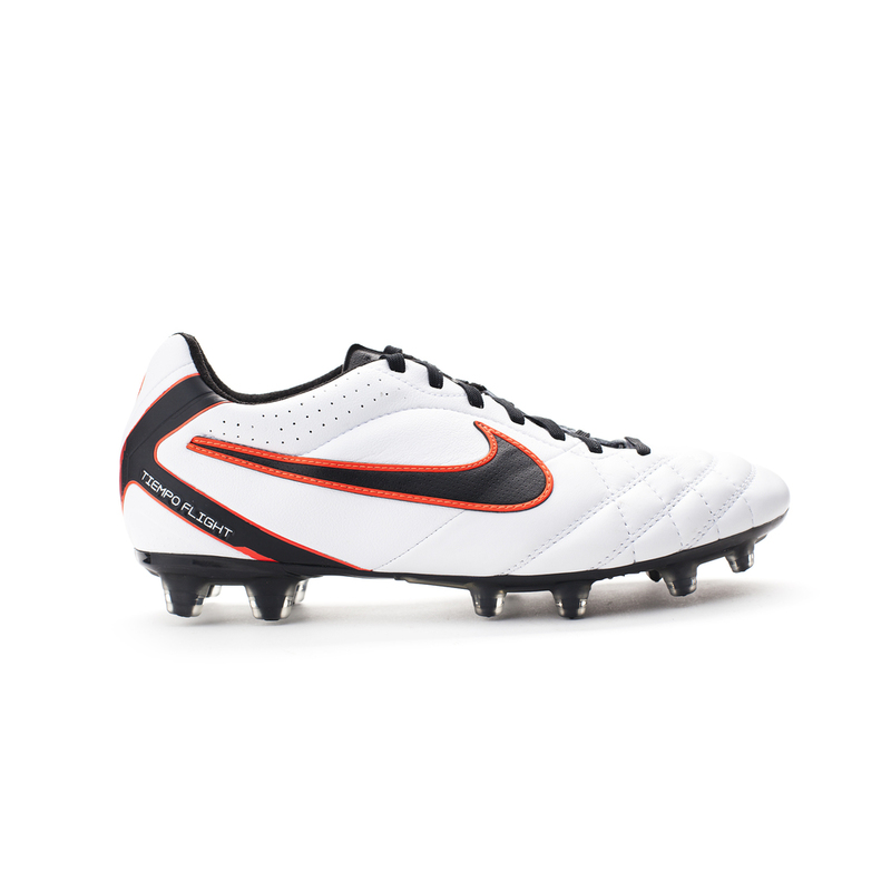 Бутсы Nike Tiempo flight fg 453959-108