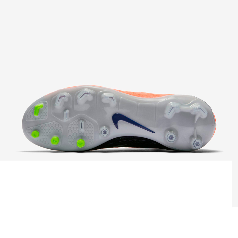 Бутсы Nike JR Hypervenom Phantom 3 DF FG 882087-409 