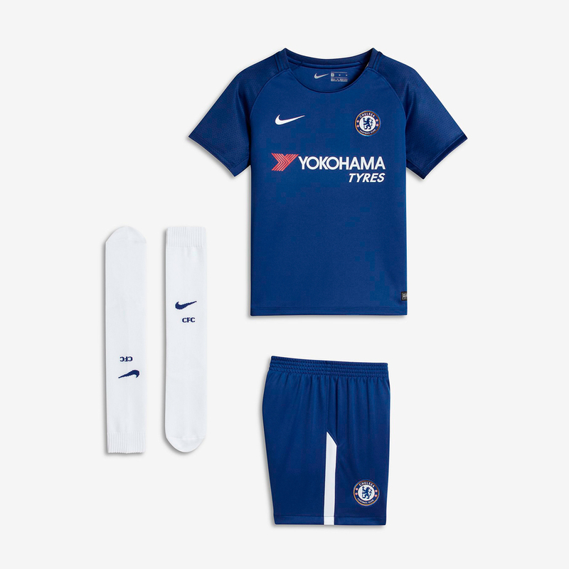 Комплект детской формы Nike Chelsea Home 905546-496 
