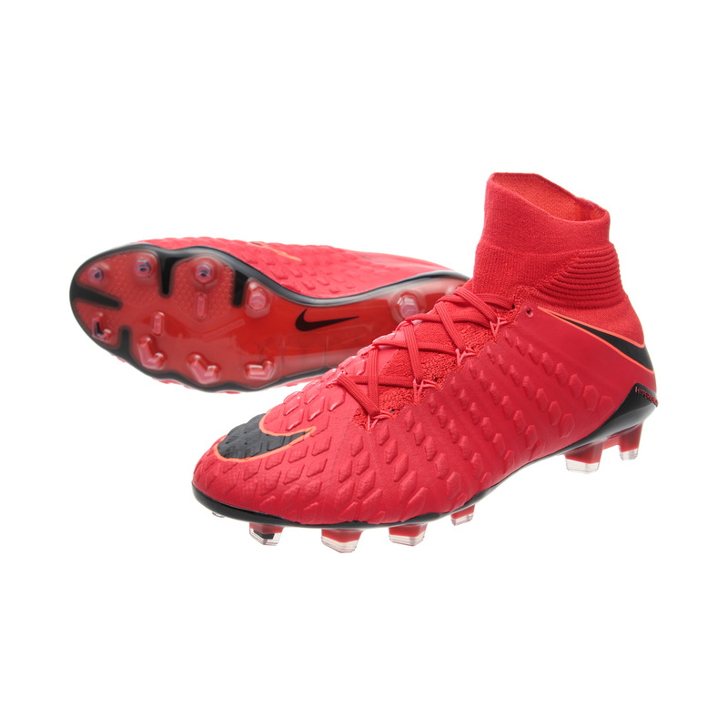 Бутсы Nike HyperVenom Phantom III DF FG 860643-616