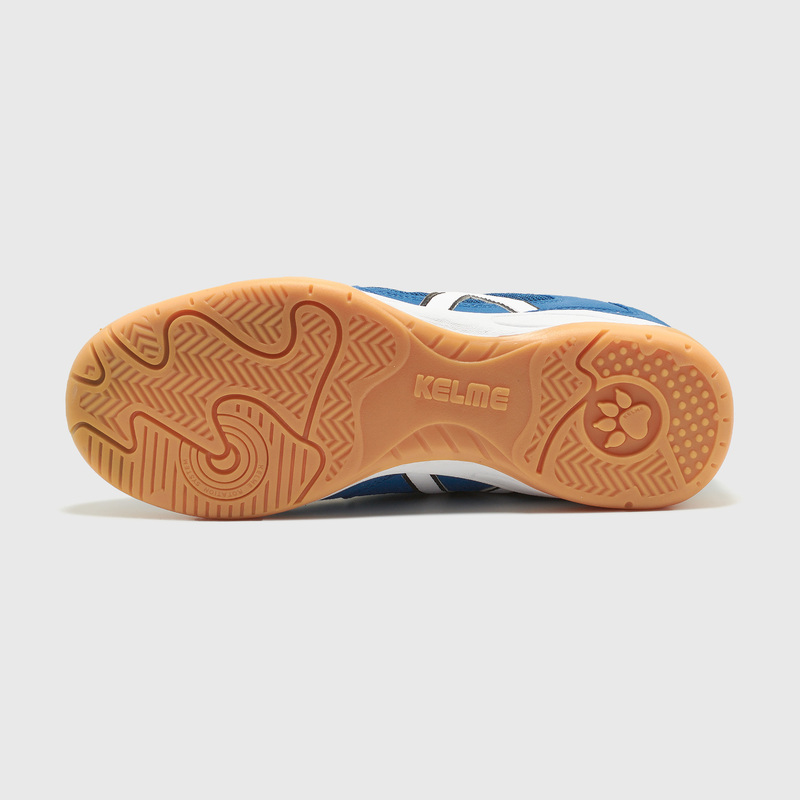 KELME Indoor Performance.