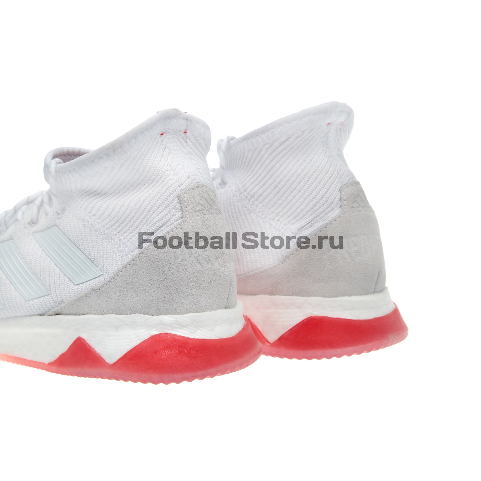 Футбольная обувь Adidas Predator Tango 18.1 TR CM7700