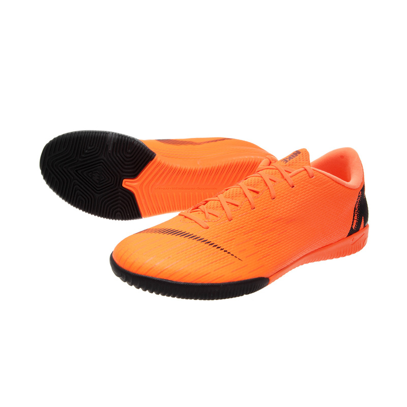 Обувь для зала Nike VaporX 12 Academy IC AH7383-810