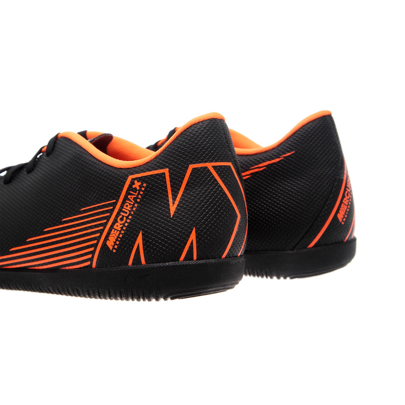 Обувь для зала Nike VaporX 12 Club IC AH7385-081