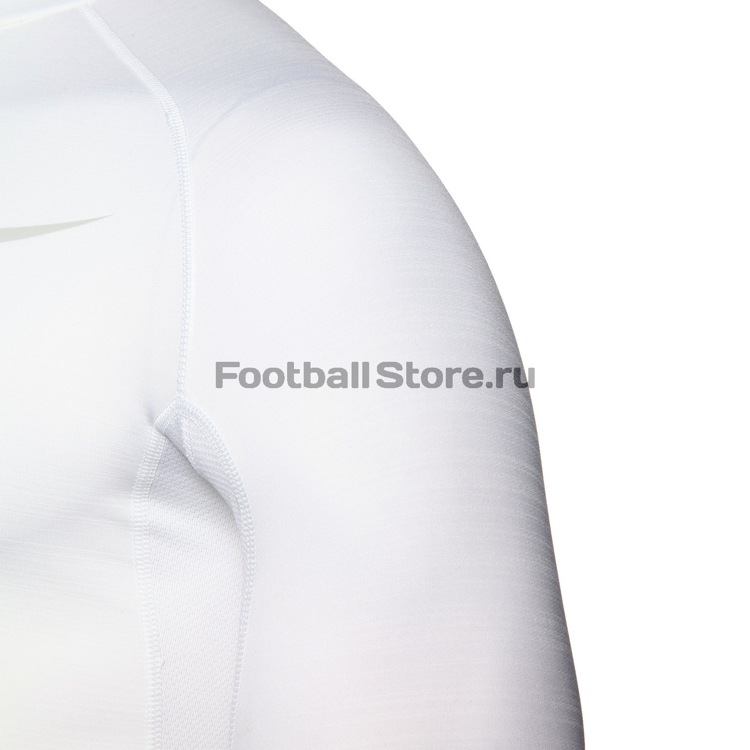 Белье футболка Nike Pro Hyperwarm Compression 689245-100