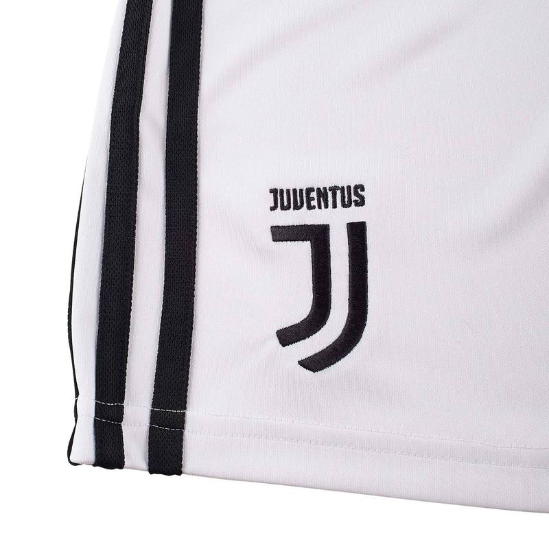Шорты подростковые Adidas Juventus 2018/19