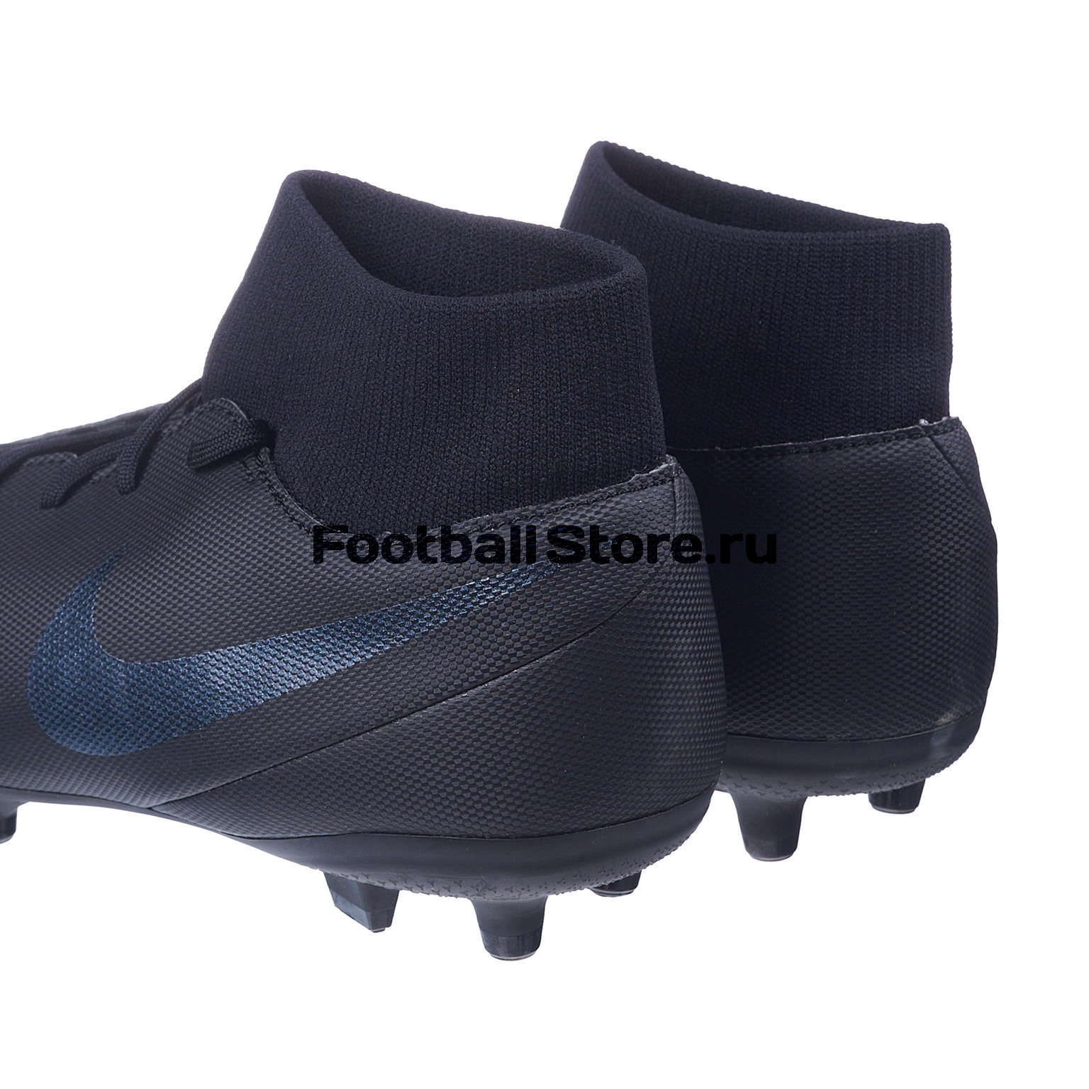 Бутсы Nike Phantom Vision Club DF FG/MG AJ6959-001