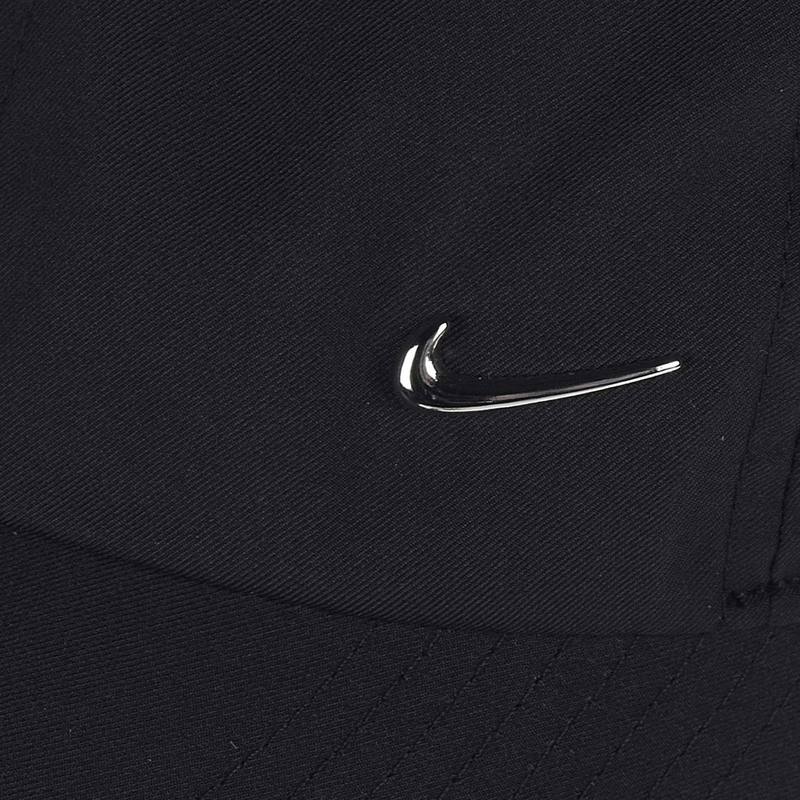 Бейсболка Nike Essential Swoosh 943091-010
