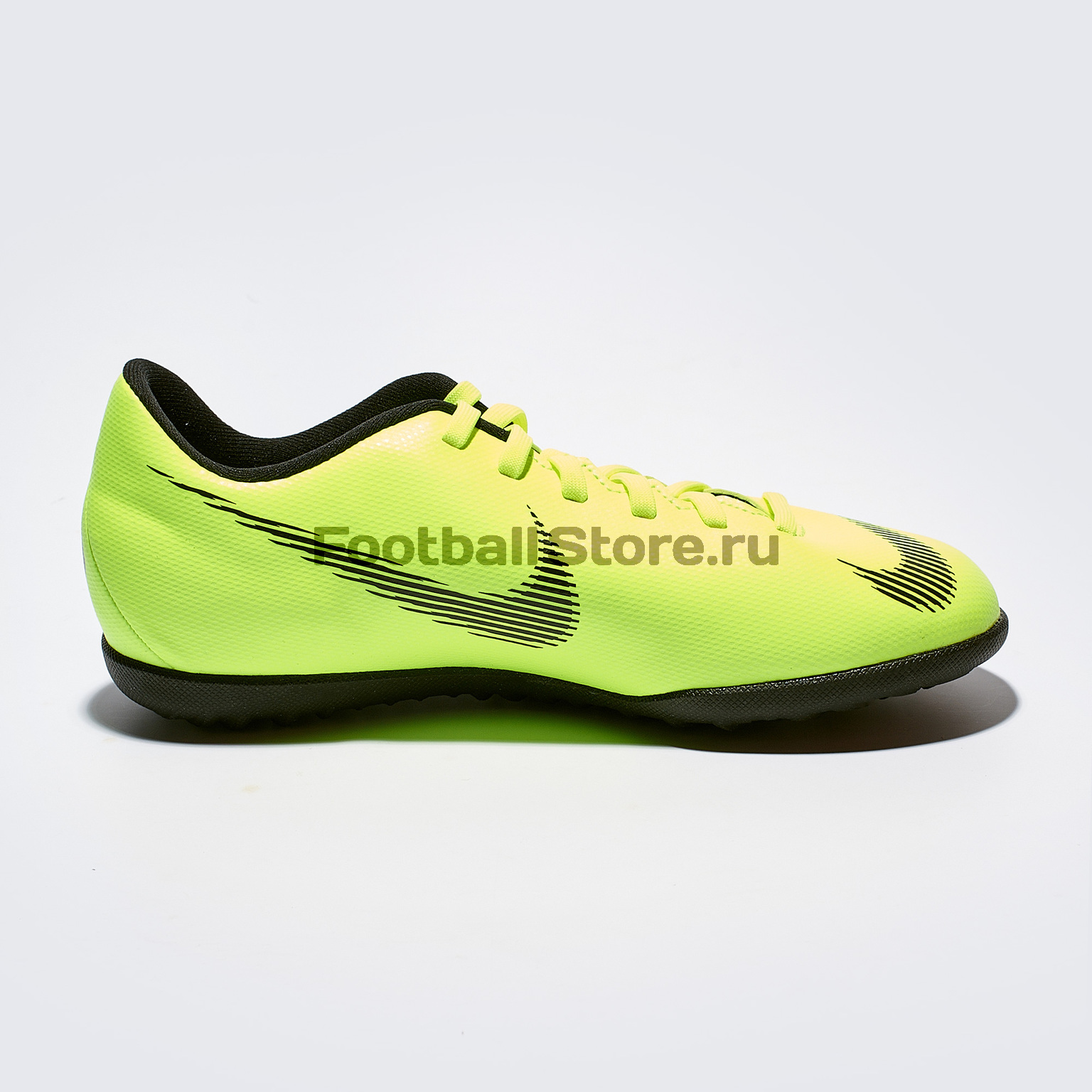 Купить Шиповки Nike Vapor 12 Club GS TF AH7355-701 – в футбольном footballstore, цена, фото