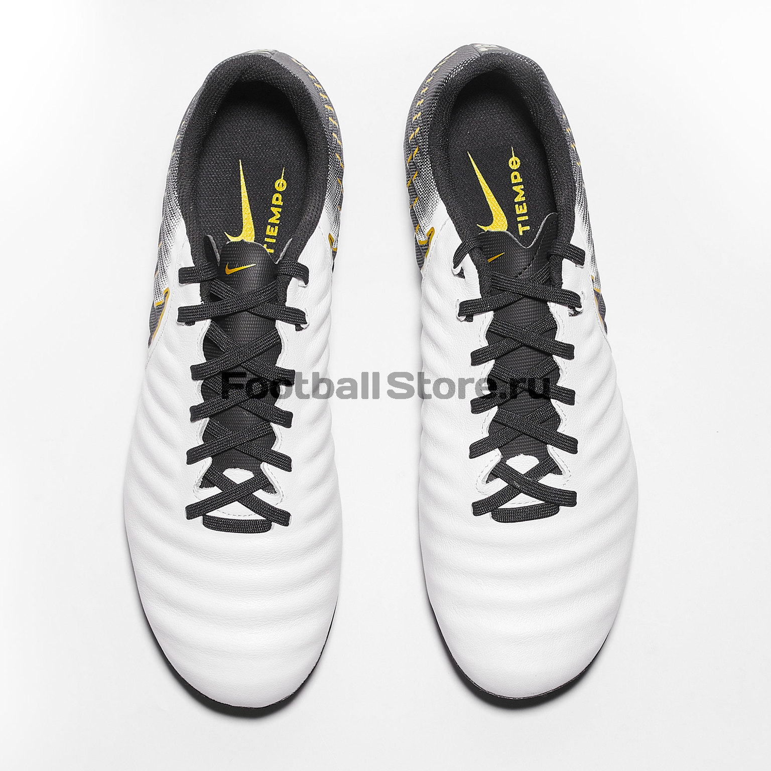 Бутсы Nike Tiempo Legend 7 Academy FG AO2596-100