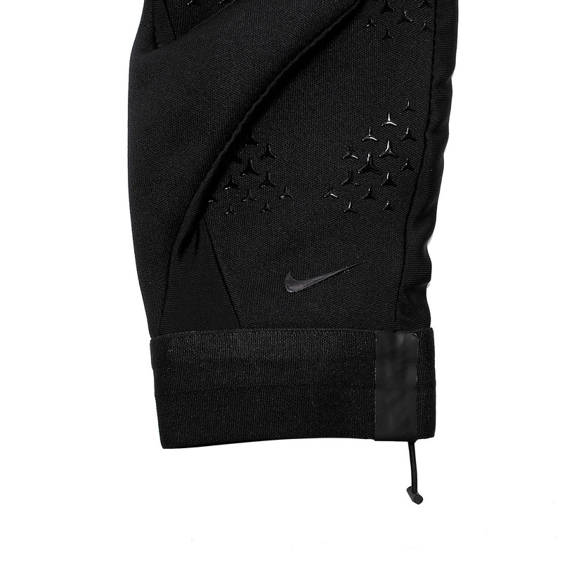 Перчатки тренировочные Nike Academy Hyperwarm GS0373-011