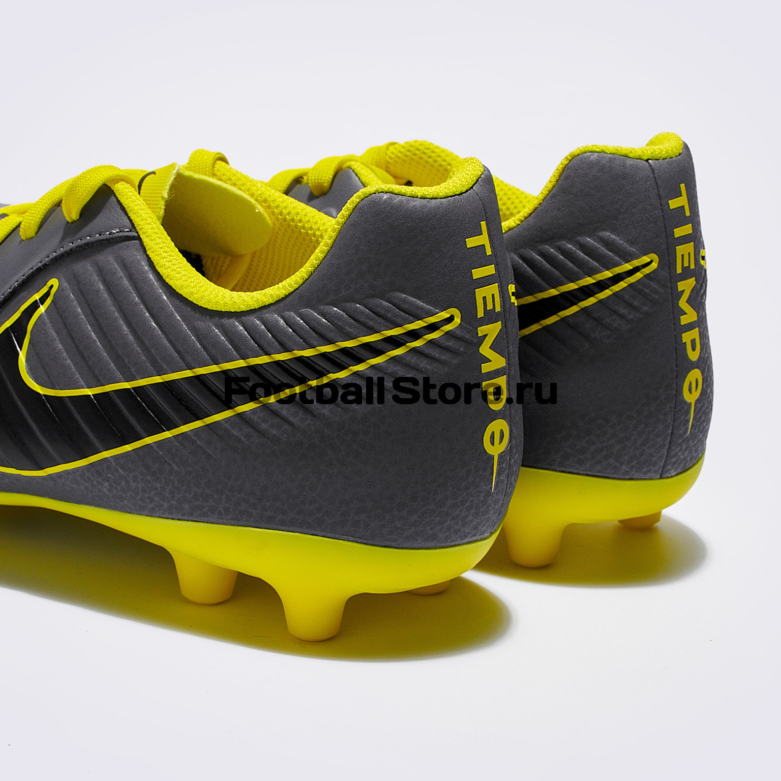 Бутсы Nike Legend 7 Club FG AO2597-070