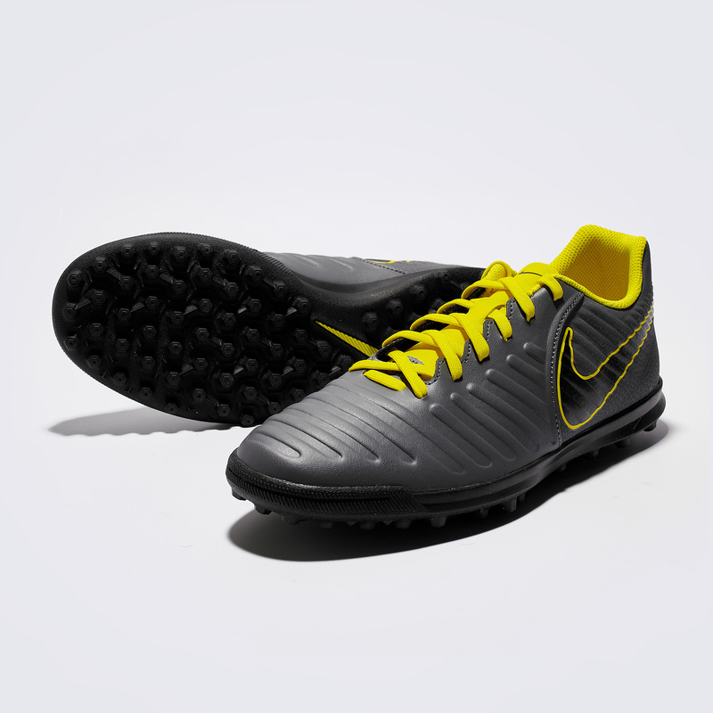 Шиповки Nike Legend 7 Club TF AH7248-070