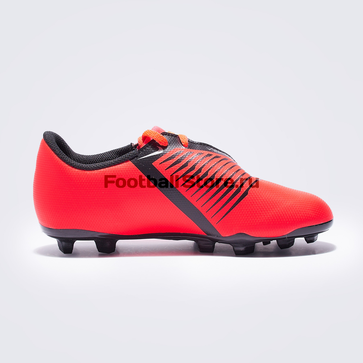 Бутсы детские Nike Phantom Venom Club FG AO0396-600