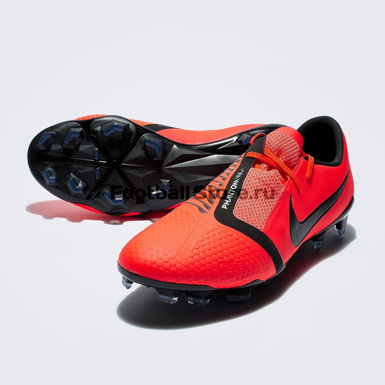 Бутсы Nike Phantom Venom Pro FG AO8738-600