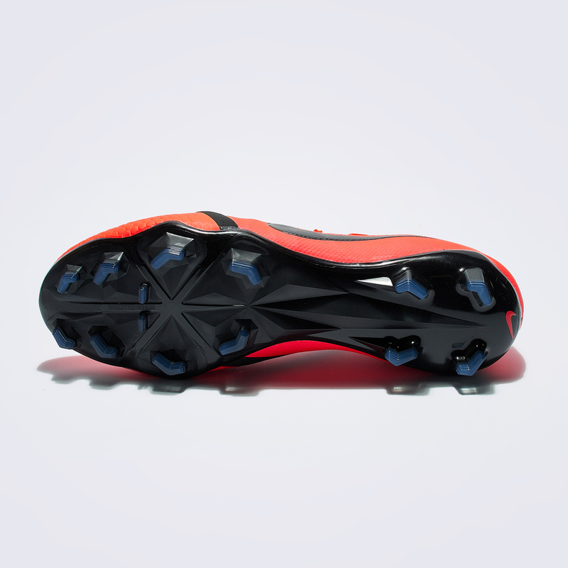 Бутсы Nike Phantom Venom Pro FG AO8738-600