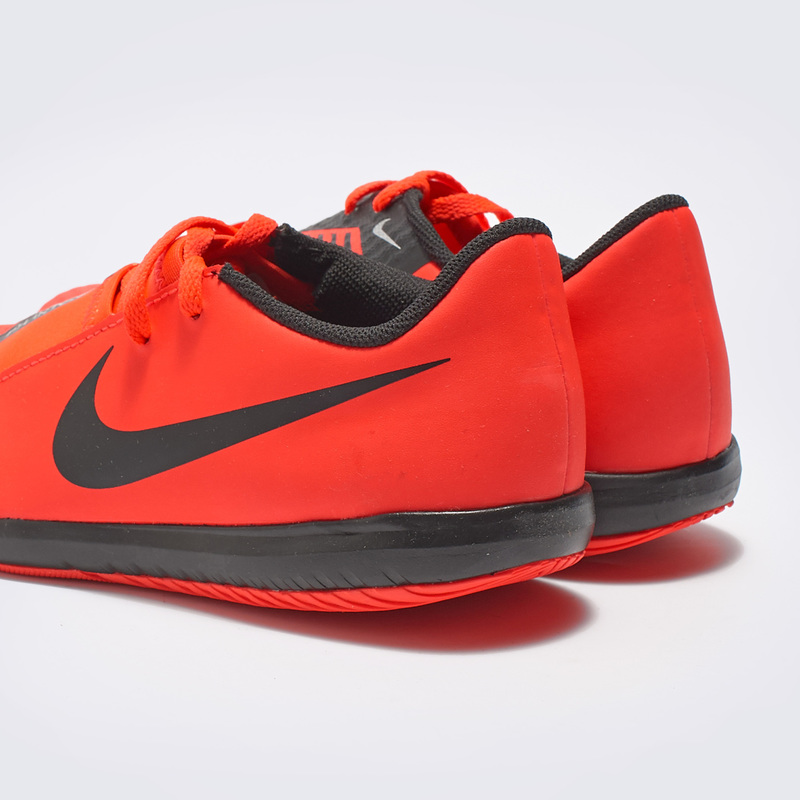 Футзалки детские Nike Phantom Venom Academy IC AO0372-600