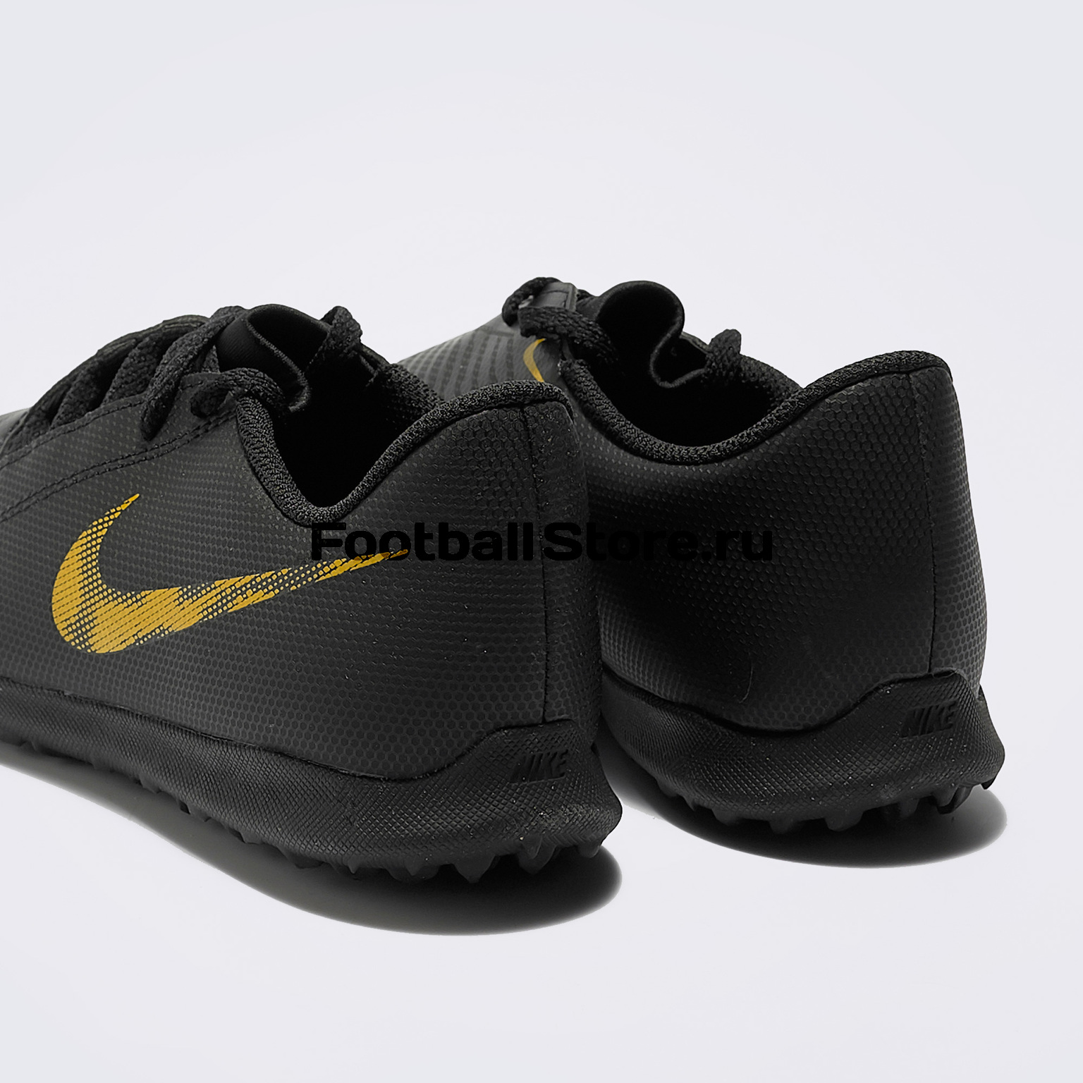 Шиповки детские Nike Phantom Venom Club TF AO0400-077
