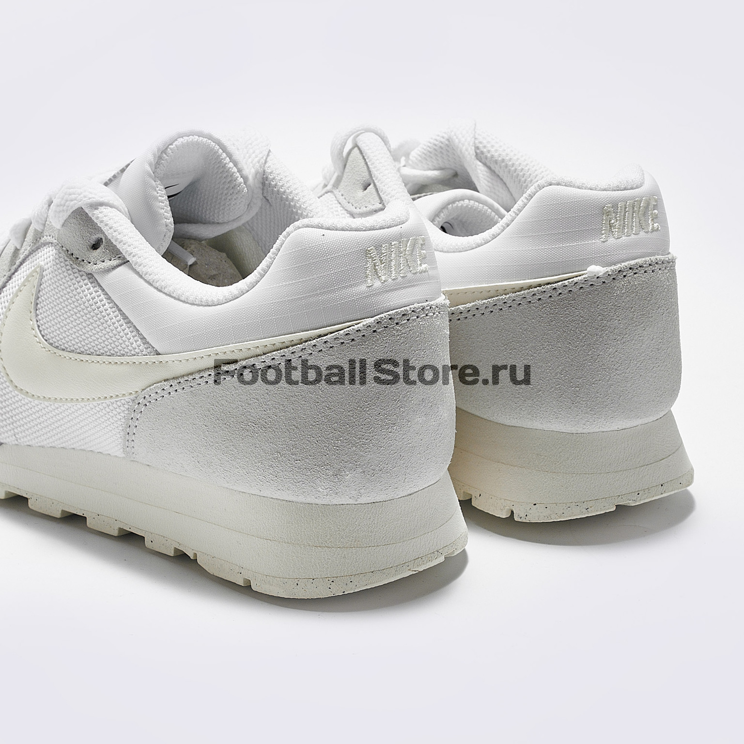 Кроссовки женские Nike Runner 749869-102