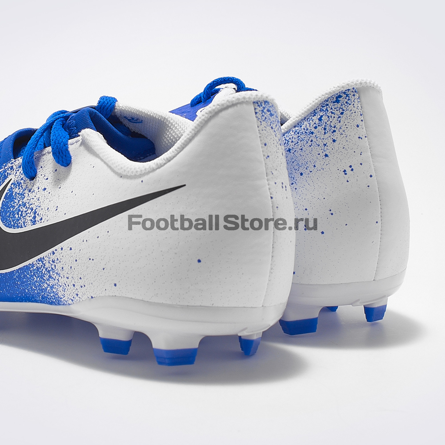 Бутсы детские Nike Phantom Venom Academy FG AO0362-104