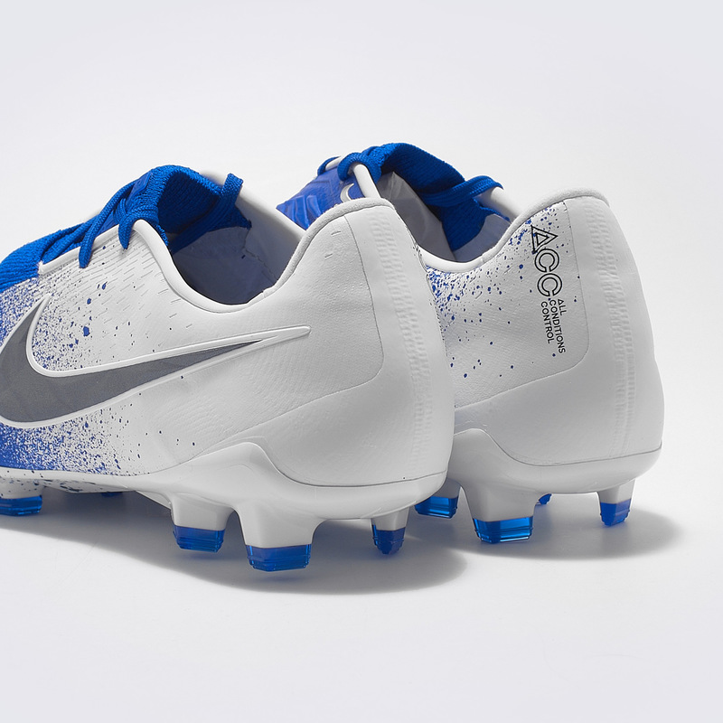 Бутсы Nike Phantom Venom Elite FG AO7540-104