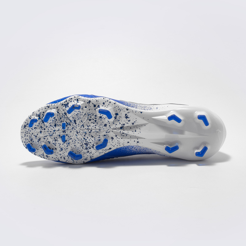 Бутсы Nike Phantom Venom Elite FG AO7540-104