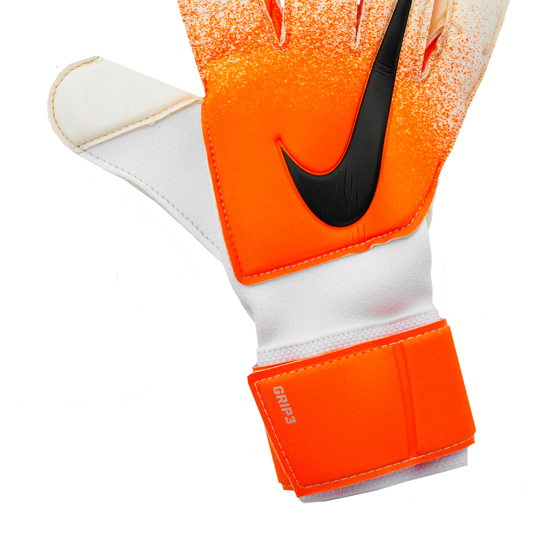 Перчатки вратарские Nike Grip 3 GS3374-100