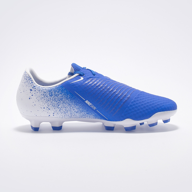 Бутсы Nike Phantom Venom Academy FG AO0566-104