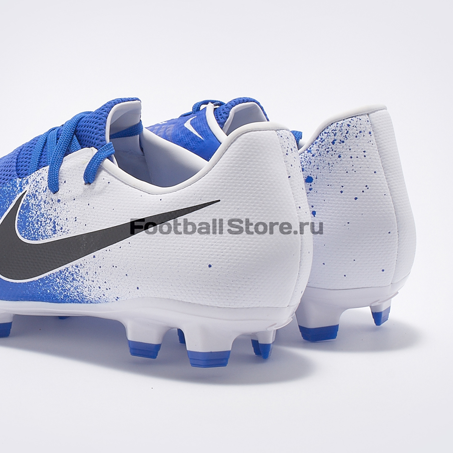 Бутсы Nike Phantom Venom Academy FG AO0566-104