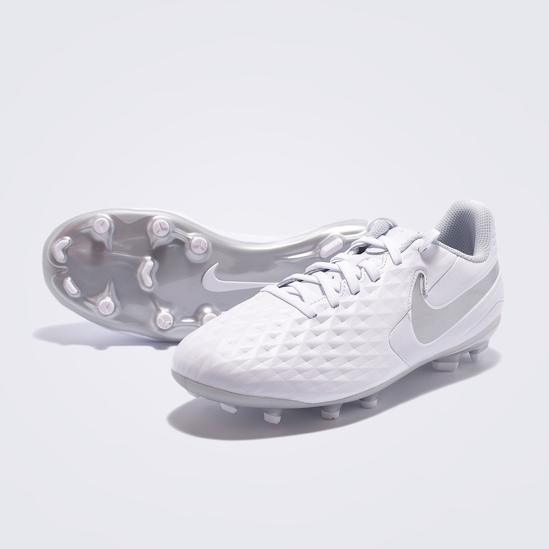 Бутсы детские Nike Legend 8 Academy FG/MG AT5732-100