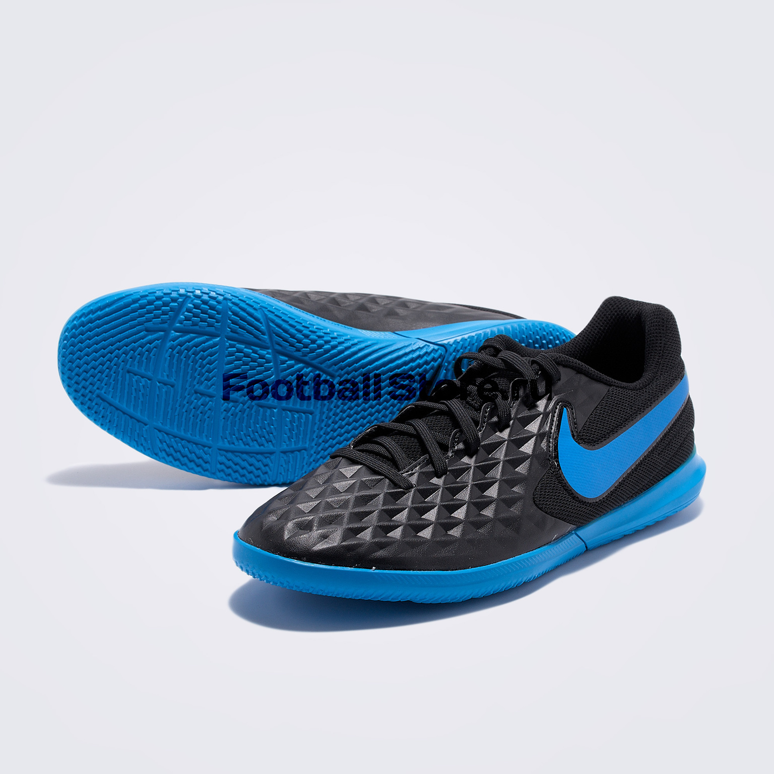 Футзалки Nike Legend 8 Club IC AT6110-004 – купить в магазине для футбола,  цена, фото