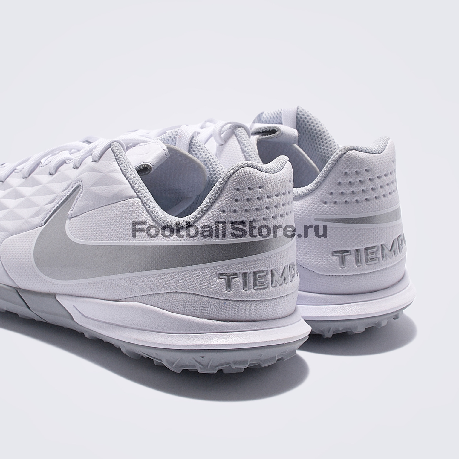 Шиповки детские Nike Legend 8 Academy TF AT5736-100