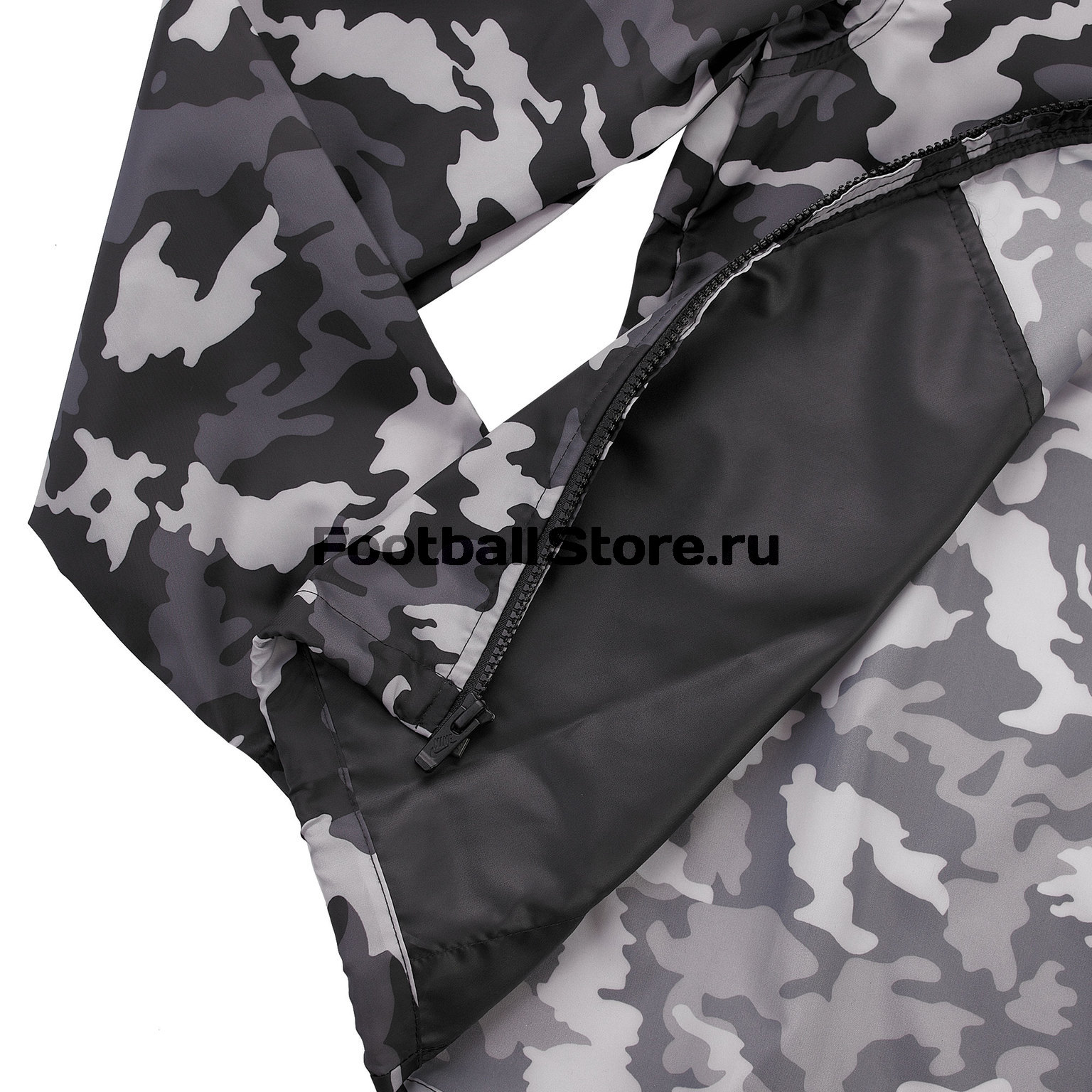 Куртка Nike Windbreaker Camo BV2979-010