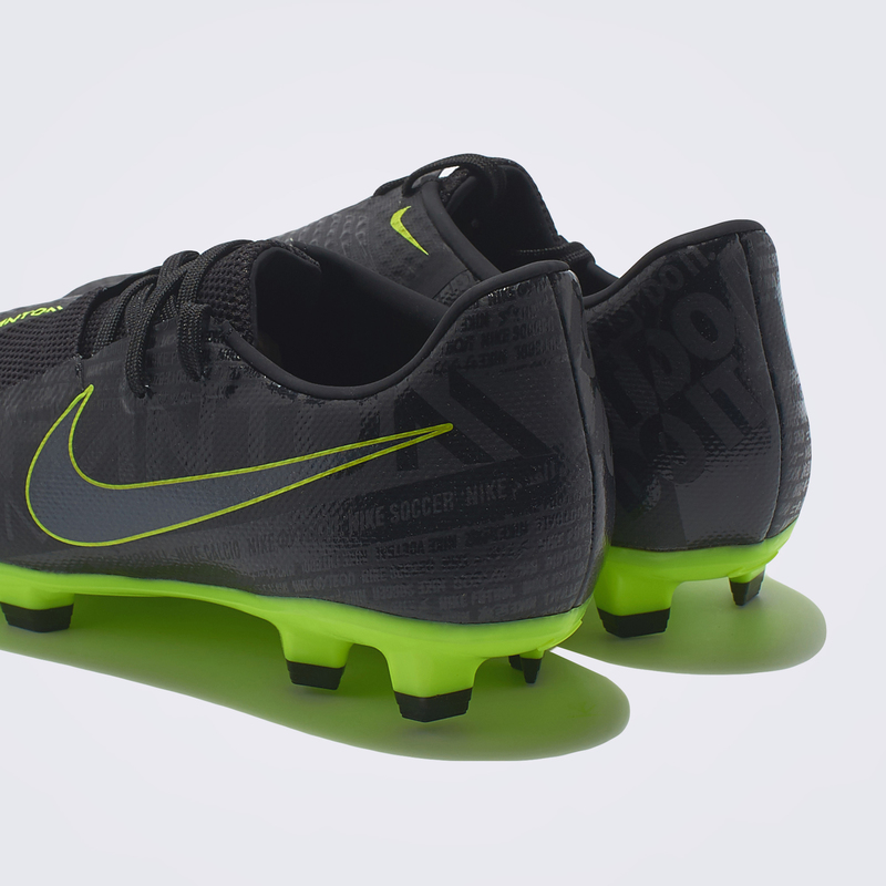 Бутсы Nike Phantom Venom Academy FG AO0566-007