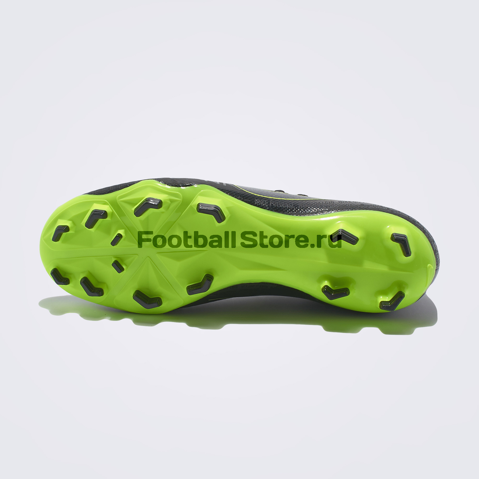 Бутсы Nike Phantom Venom Academy FG AO0566-007