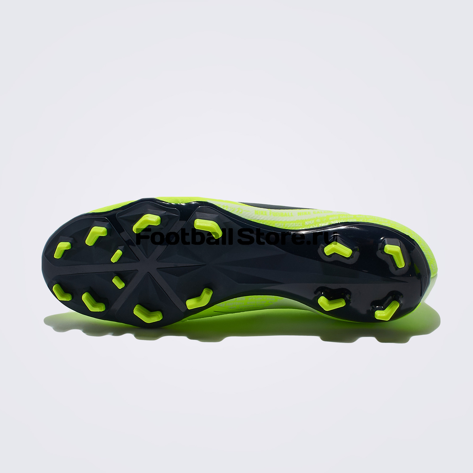 Бутсы Nike Phantom Venom Academy FG AO0566-717 