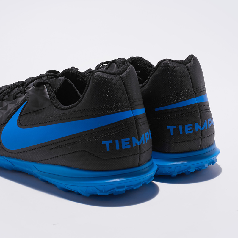 Шиповки Nike Legend 8 Club TF AT6109-004