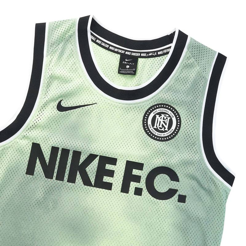 Майка Nike F.C. Top SL AQ1545-376
