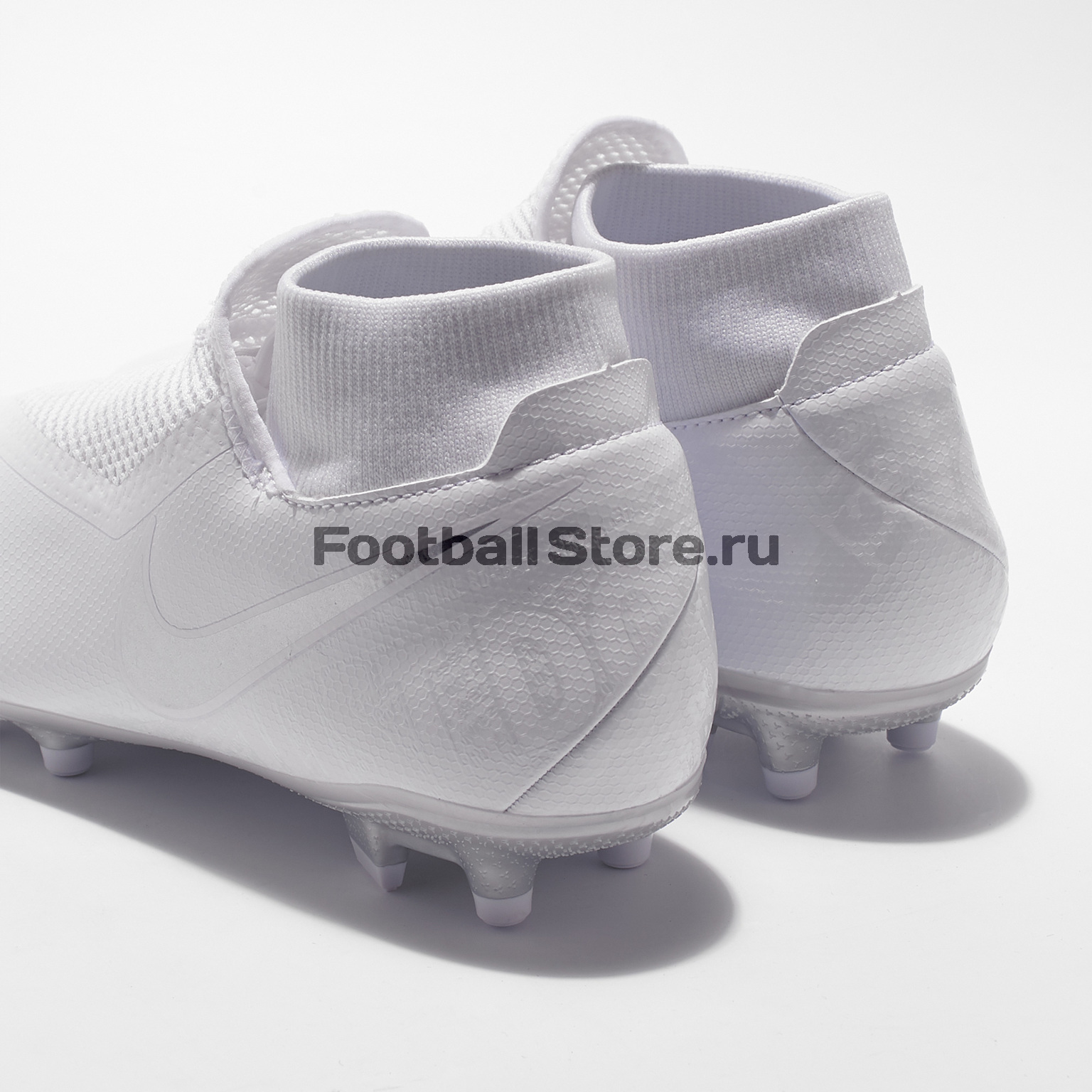 Бутсы Nike Phantom VSN Academy DF FG/MG AO3258-100