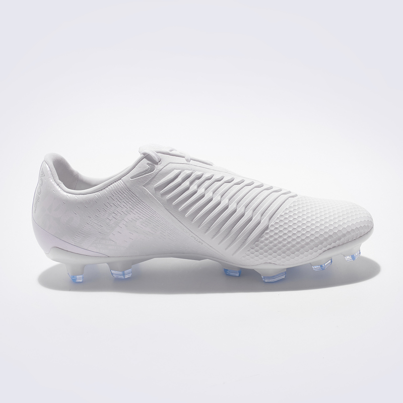 Бутсы Nike Phantom Venom Elite FG AO7540-100