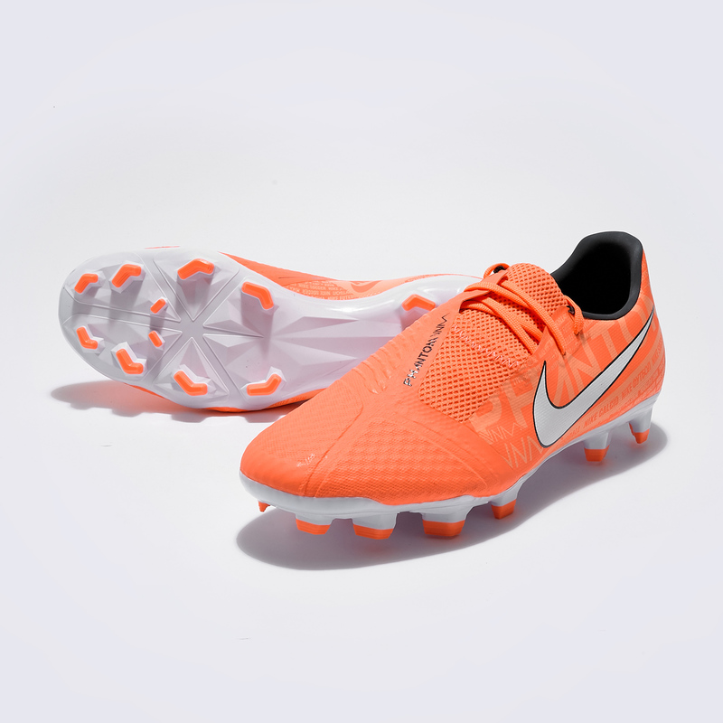 Бутсы Nike Phantom Venom Academy FG AO0566-810