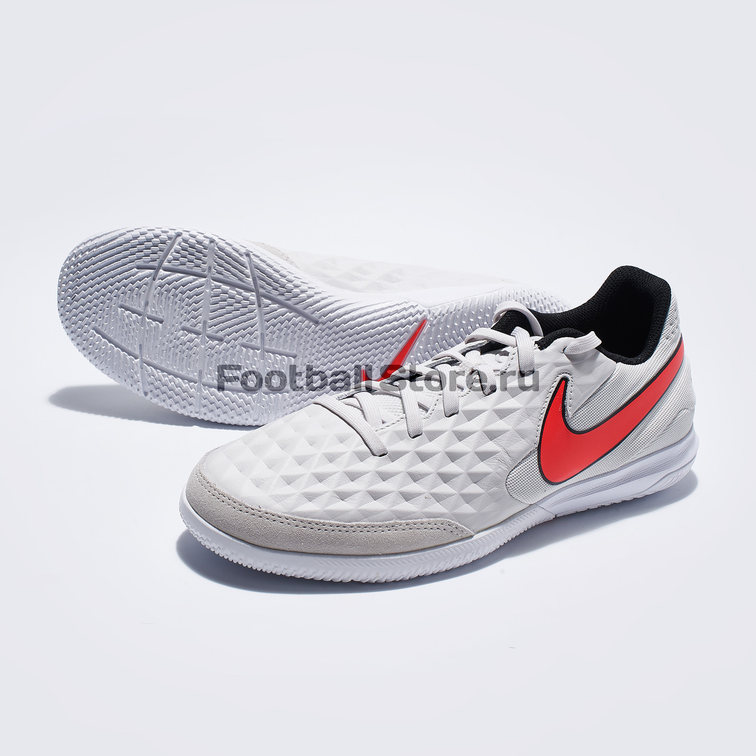 Футзалки Nike Legend 8 Academy IC AT6099-061